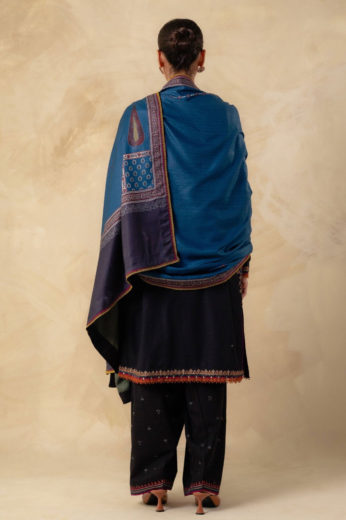 Zara Shah Jahan Embroidered Dhanak Unstiched 3pc SL-1031