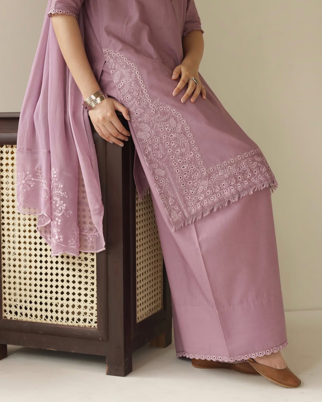 Lavender Embroidered Lawn Suit 3 Piece - Pure Chiffon Dupatta & Trouser | zarysh
