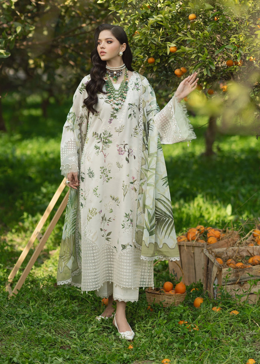 Sardinia White Tulip Printed Embroidered Lawn Unstiched 3pc (SL-556)