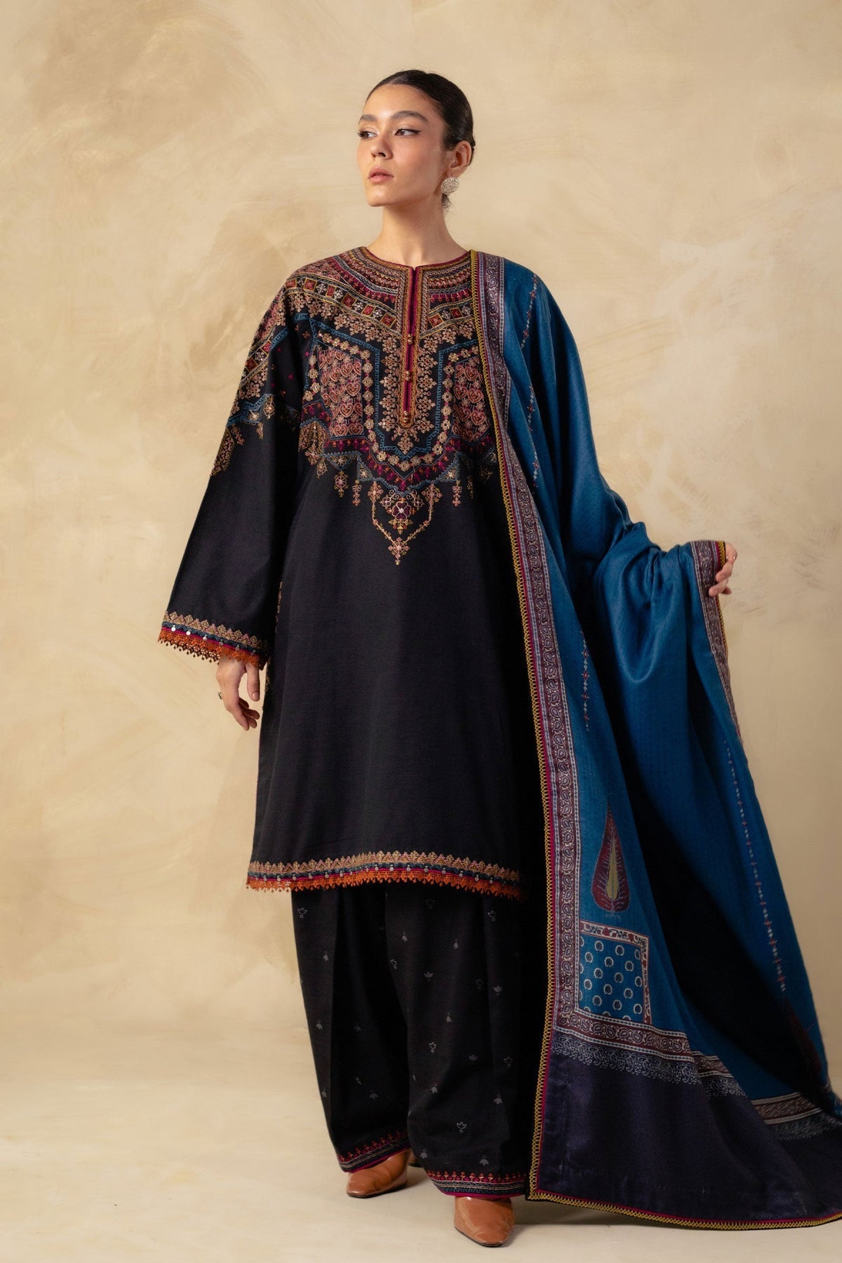 Zara Shah Jahan Embroidered Dhanak Unstiched 3pc SL-1031