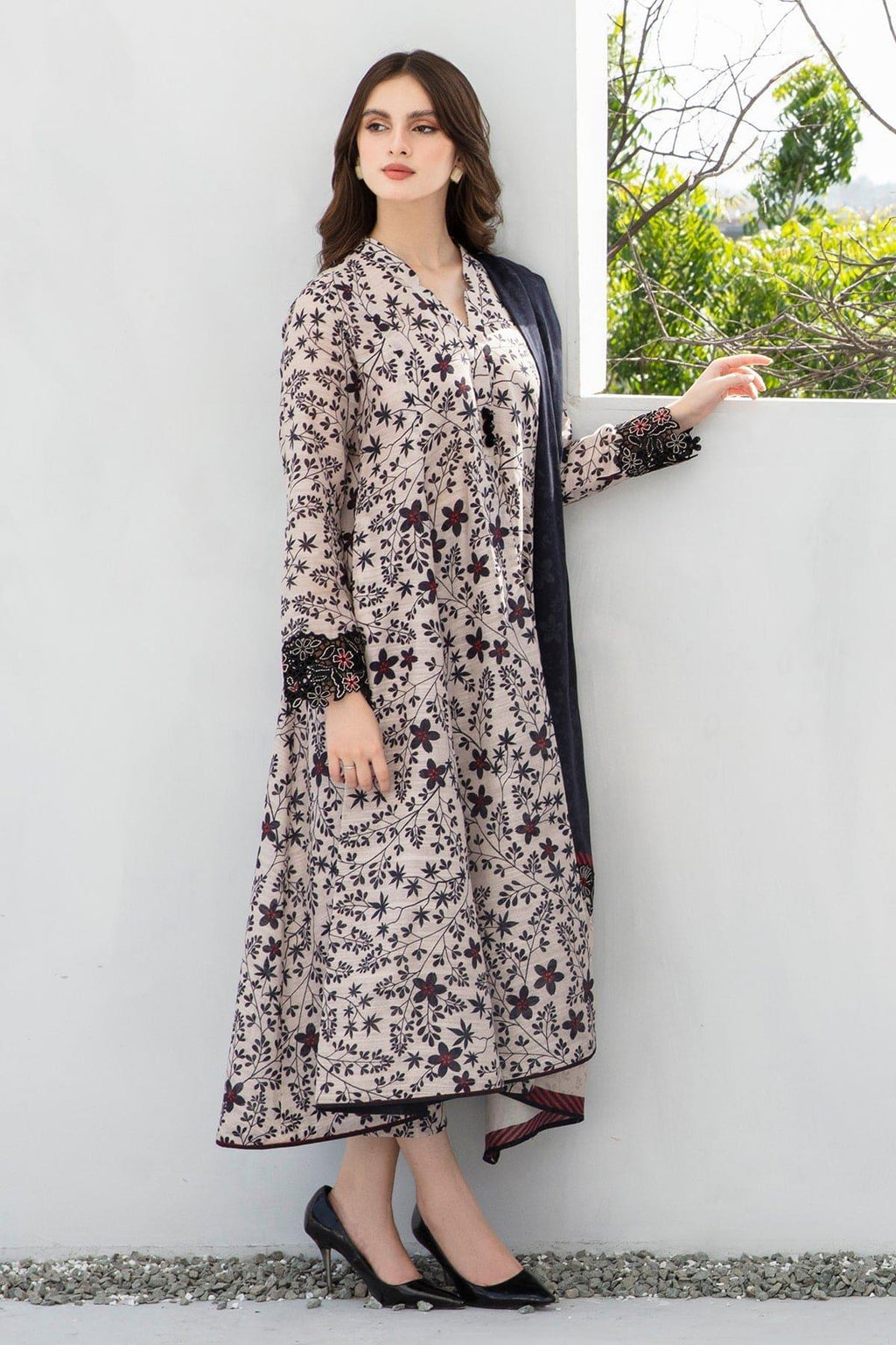 IZNIK PRINTED EMBROIDERED LAWN 3pc (SL1278)