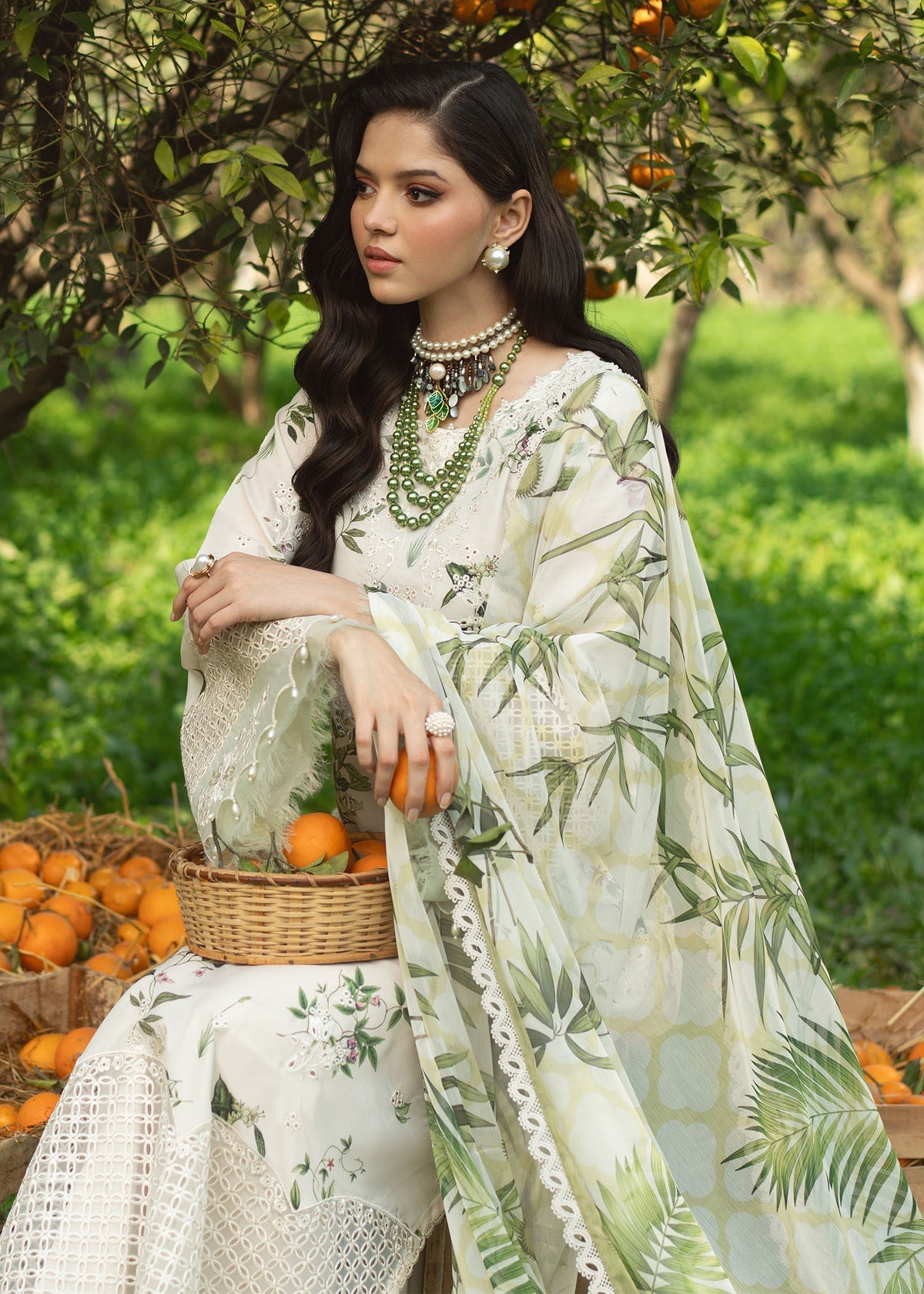 Sardinia White Tulip Printed Embroidered Lawn Unstiched 3pc (SL-556)