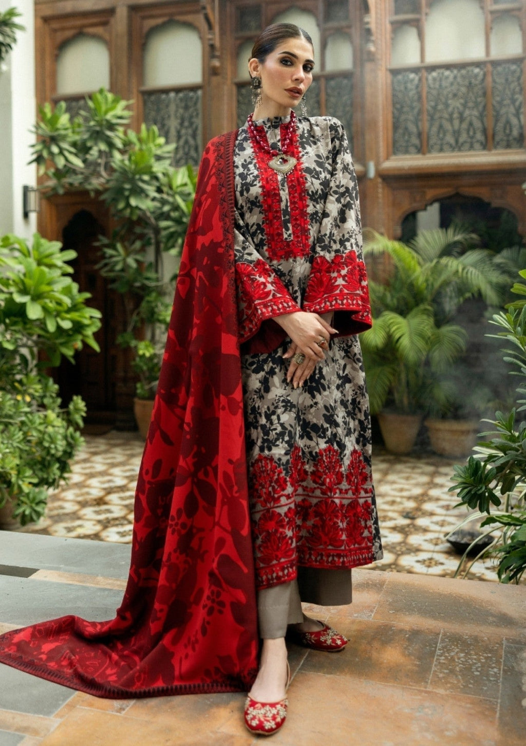 Iznik Printed Unstiched Linen 3pc