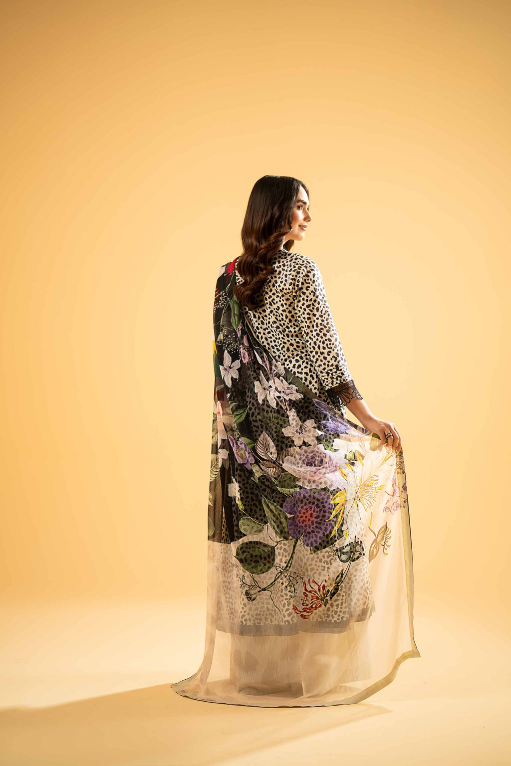 Nishat Printed Linen Unstiched 3pc