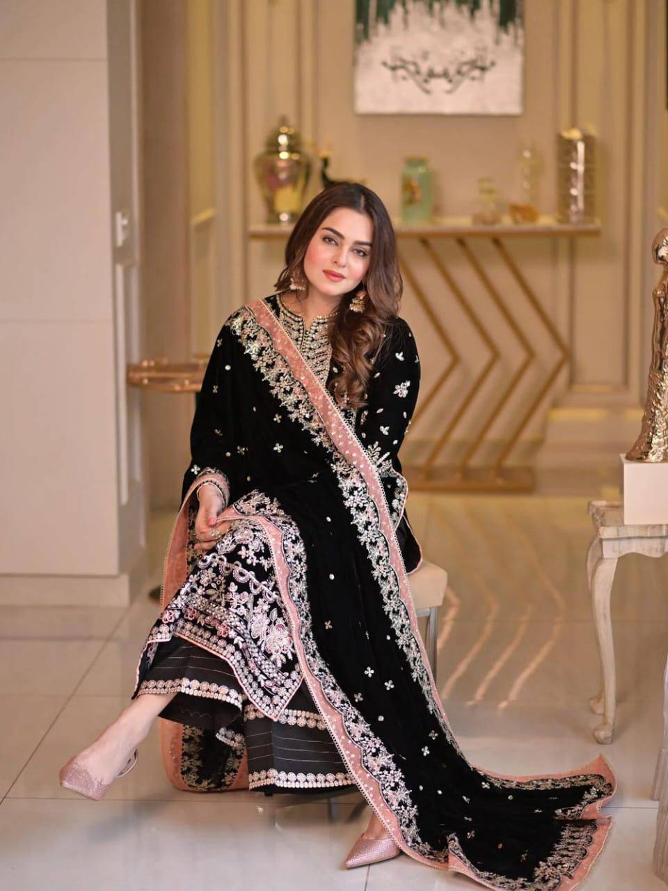 ANEELA’s-Heavy Embroidered Lawn 3pc (SL-754)