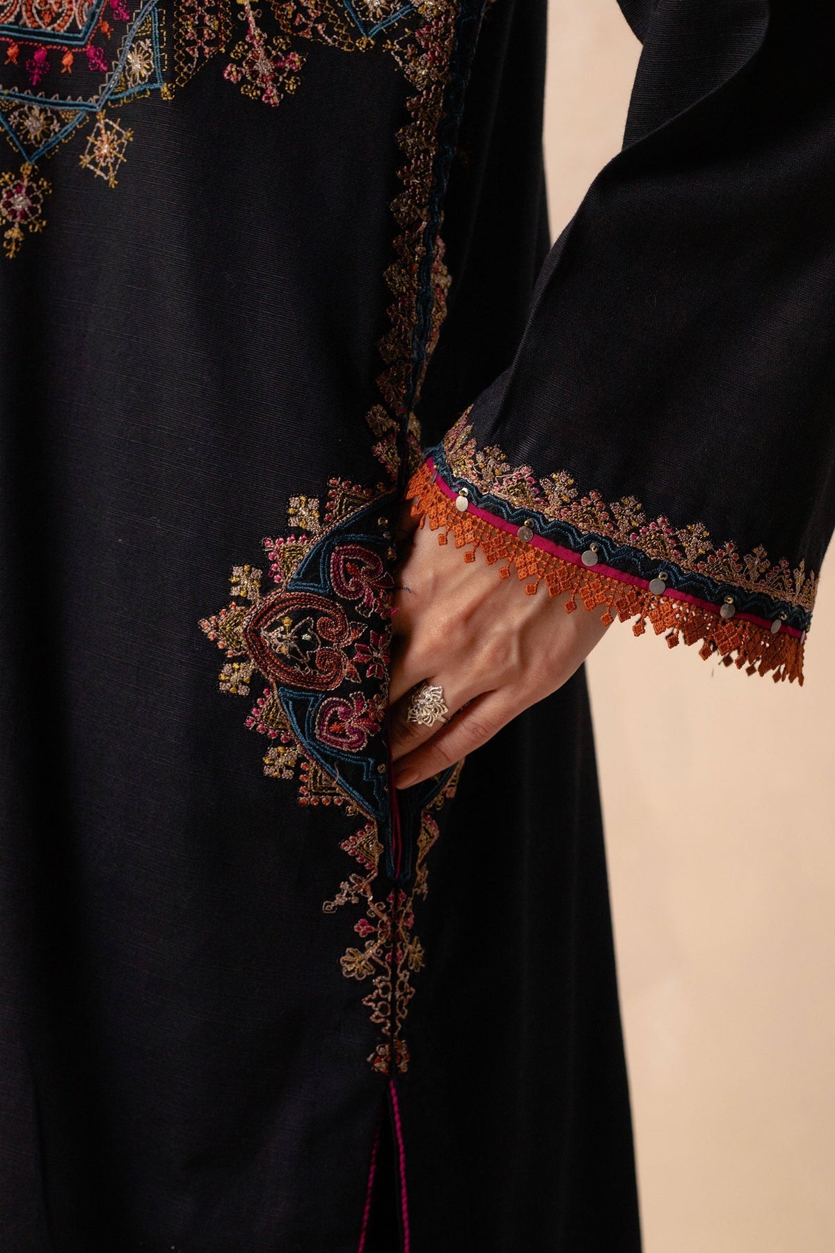 Zara Shah Jahan Embroidered Dhanak Unstiched 3pc SL-1031
