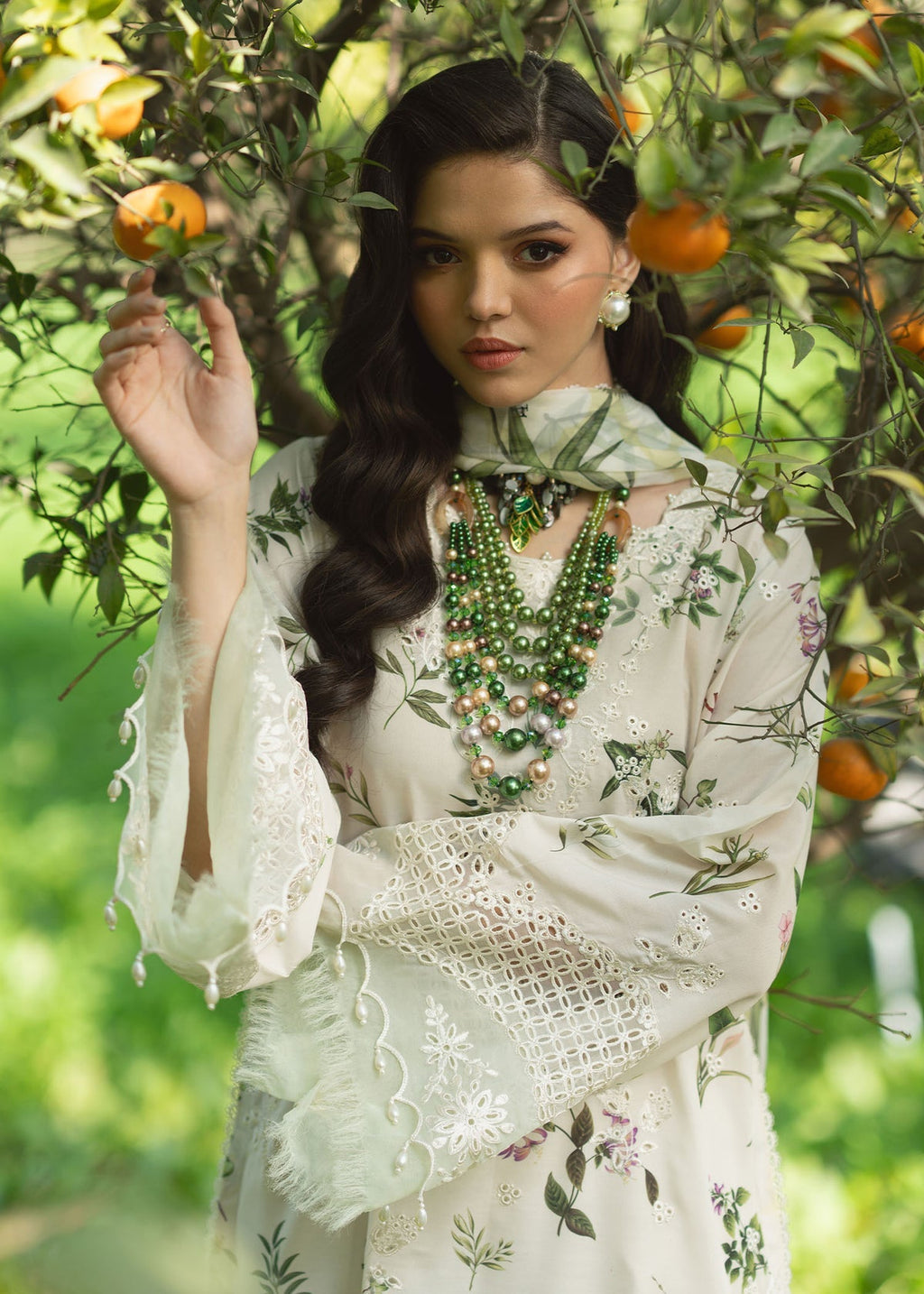 Sardinia White Tulip Printed Embroidered Lawn Unstiched 3pc (SL-556)