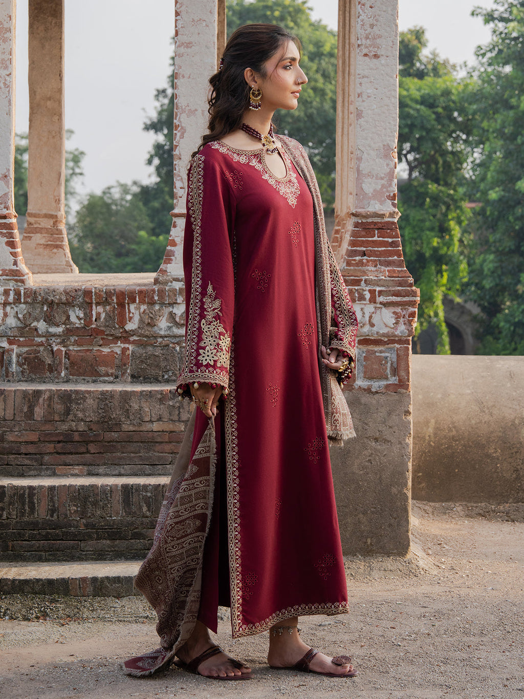 IZEL Dhanak Embroidered 3pc SL-355