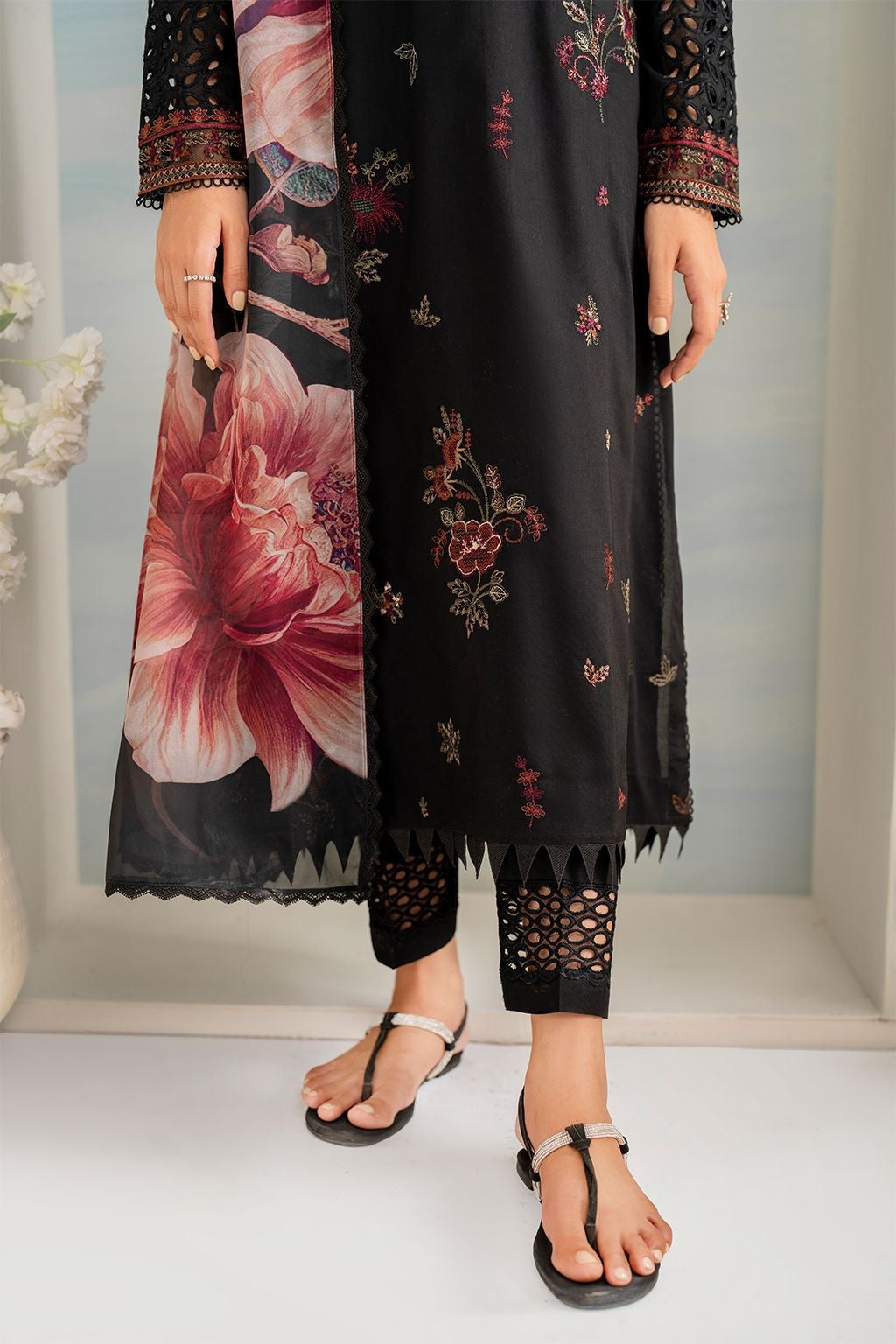 LIMELIGHT-HEAVY EMBROIDERED LAWN 3pc (SL-1145)