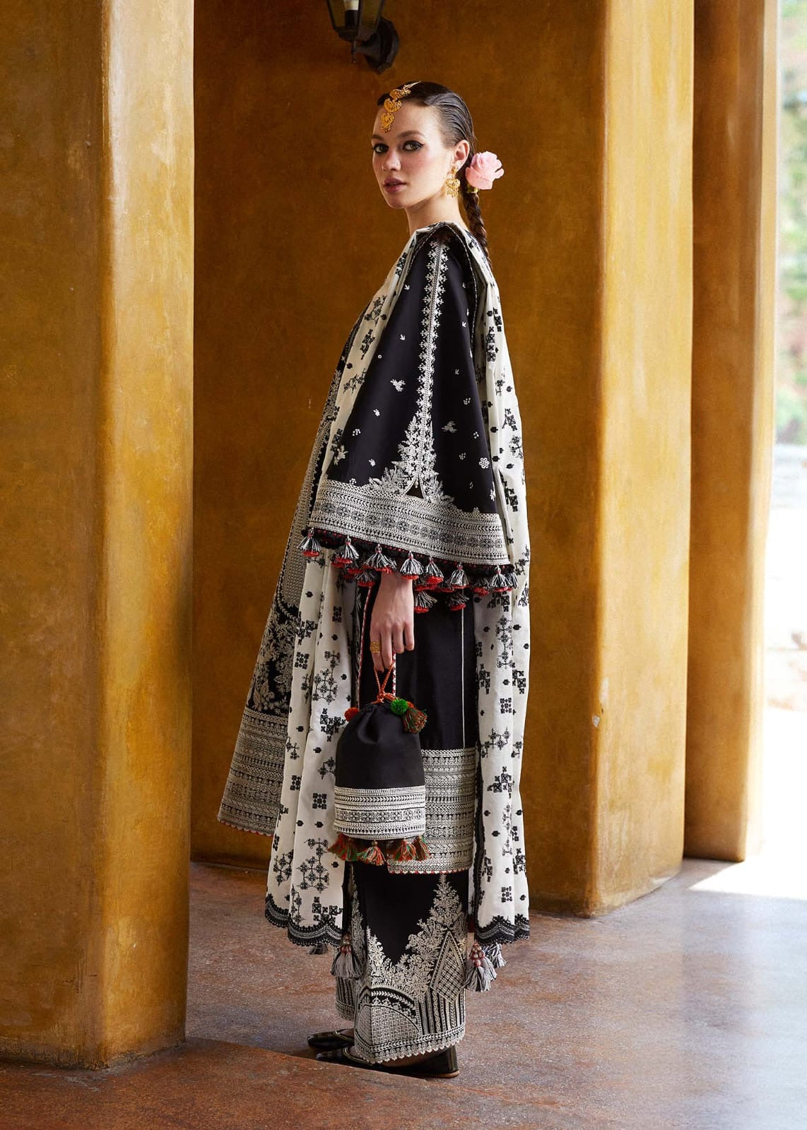 SHAMS-HUSSAIN REHAR LUXURY HEAVY EMBROIDERED UNSTICHED LAWN 3pc