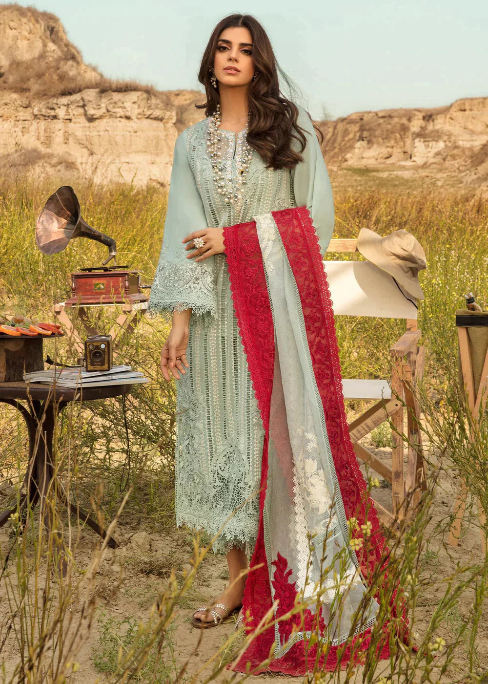 OPEL-CRIMSONxSAIRA SHAKIRA-EMBROIDERED LAWN UNSTICHED 3pc (SL758)