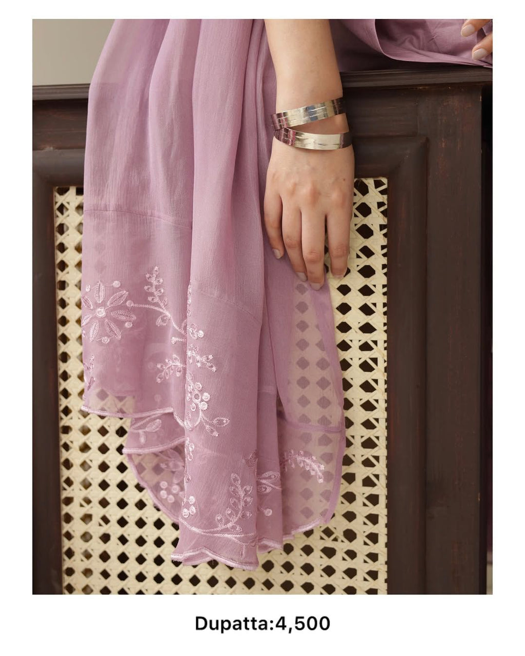 Pure chiffon lavender embroidered dupatta border⁠